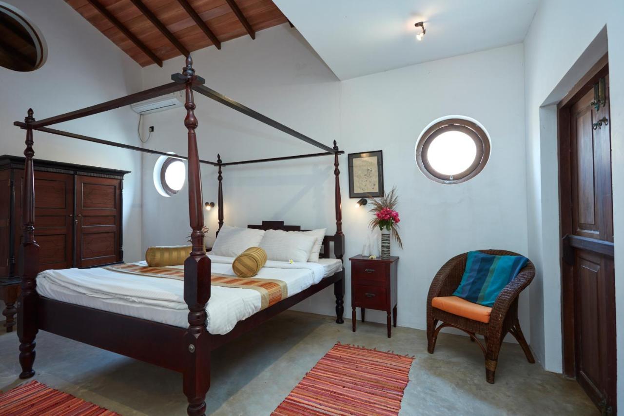 Villa Sunbird Негомбо Екстериор снимка